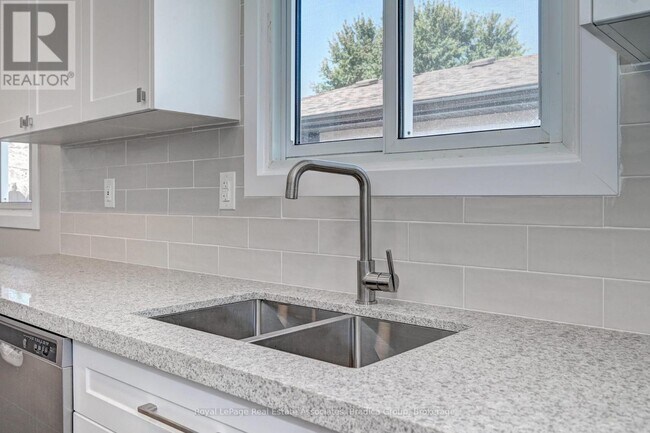 Photo du bâtiment - 78 Barwood Crescent