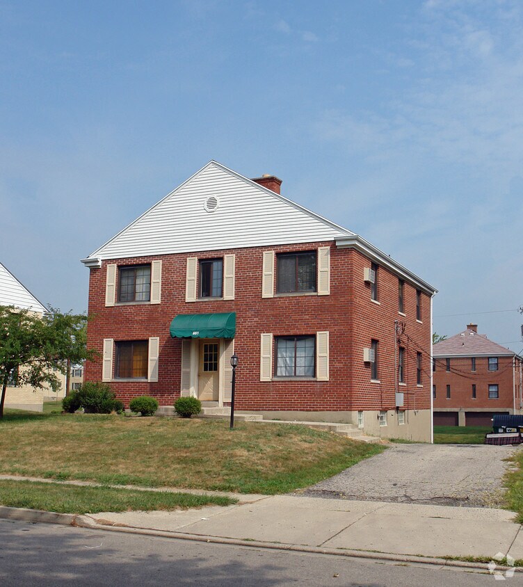 Primary Photo - 551-557 Wiltshire Blvd