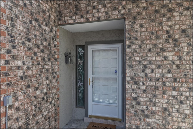 Foto del edificio - 6634 Dawn Dr