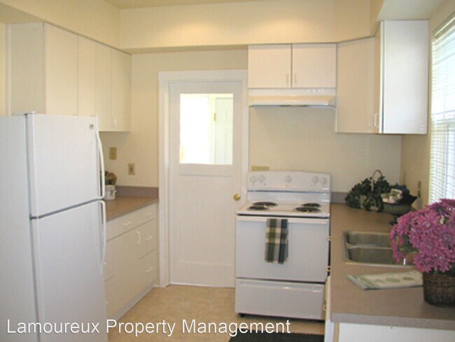 Foto del edificio - 3 br, 2 bath House - 1914 Wetmore Ave