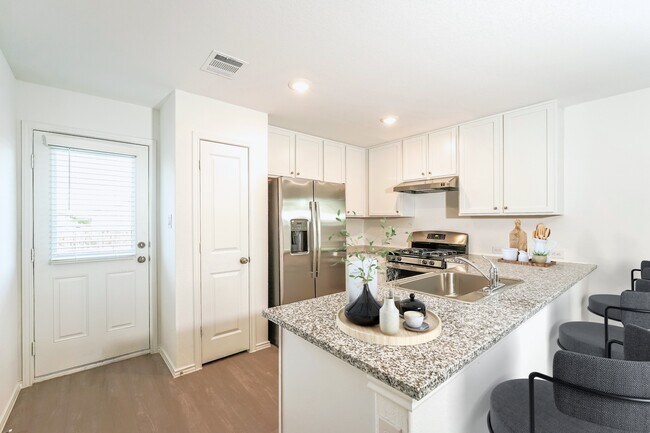 Foto del edificio - 7382 Cultivator Way