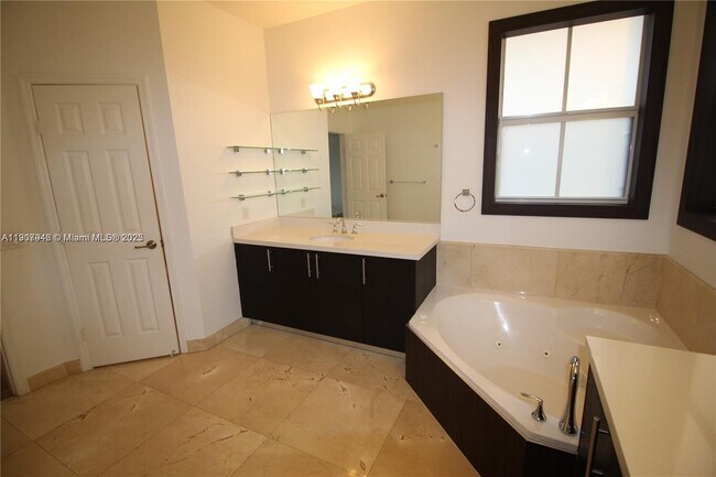 Foto del edificio - 10564 NW 70th Ln