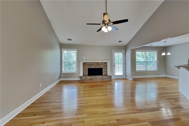 Building Photo - 990 Golden Meadows Ln
