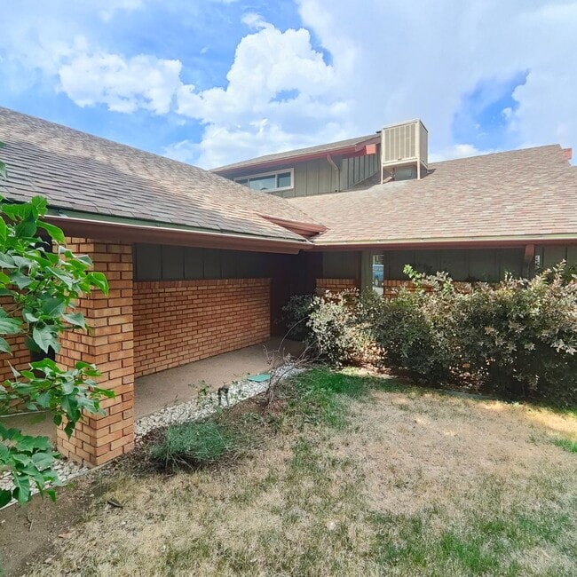 Photo - View of Flatirons from Duplex for Rent wit... House