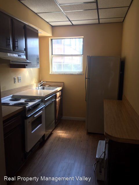 Foto del edificio - 1 br, 1 bath House - 116 Glenwood Avenue