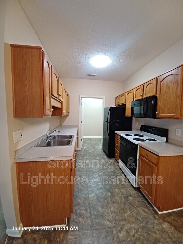 Foto del edificio - 3209 Lighthouse Dr