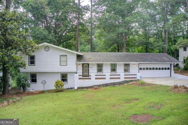 Building Photo - 4214 Williamsburg Dr