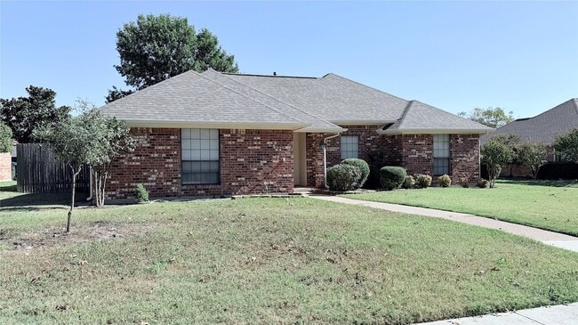 Building Photo - 3120 Osceola Dr