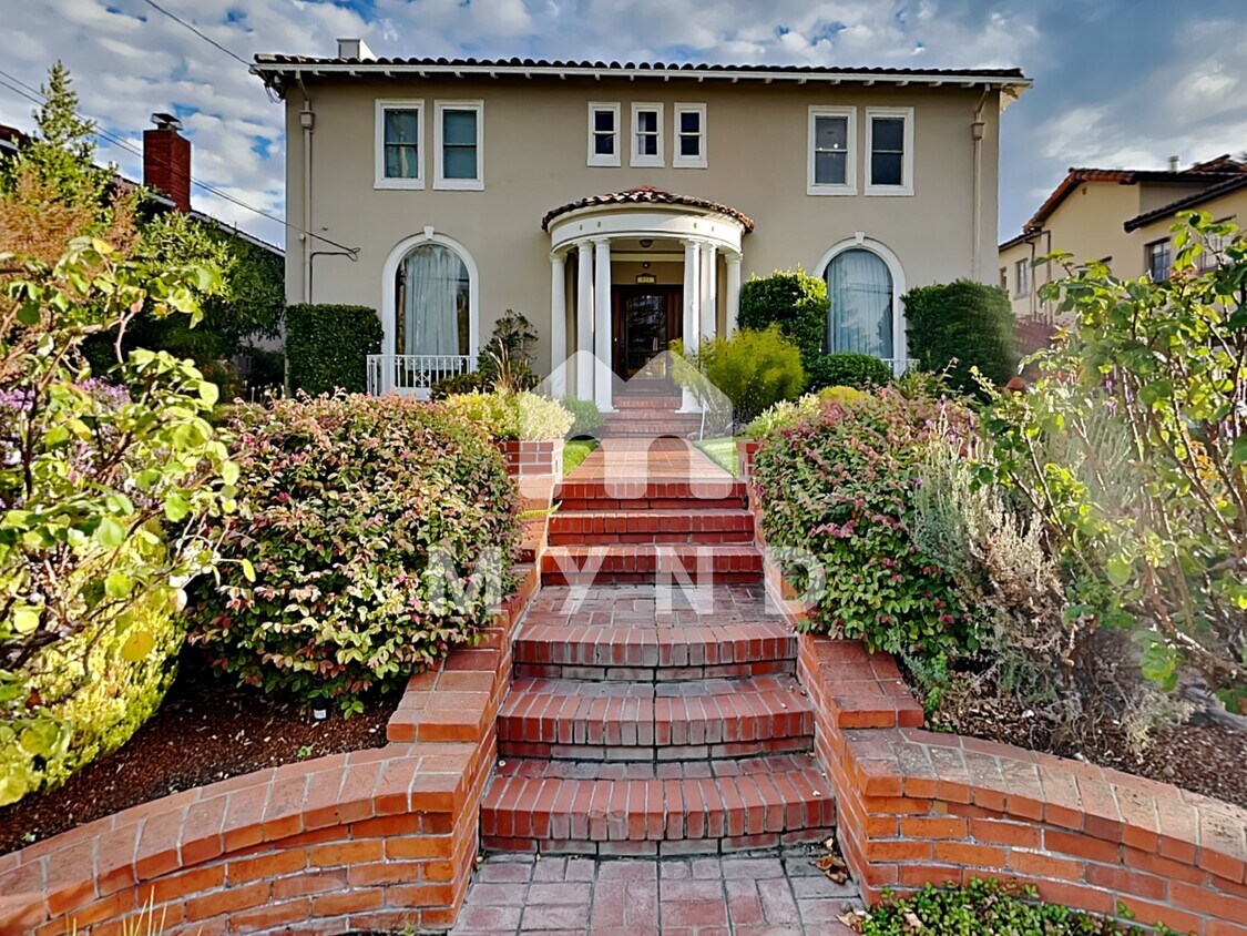 Foto principal - 531 Harvard Rd