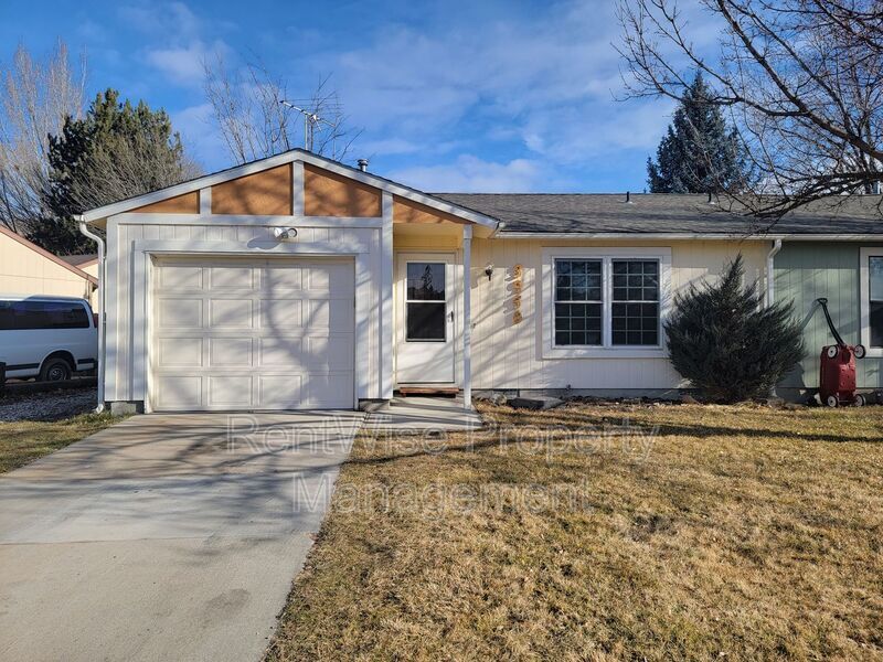 Primary Photo - 3950 Cambria Way