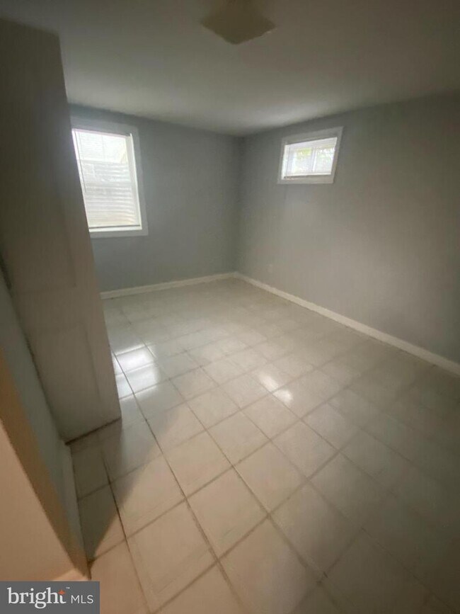 Foto del edificio - 1251 Sterling Rd