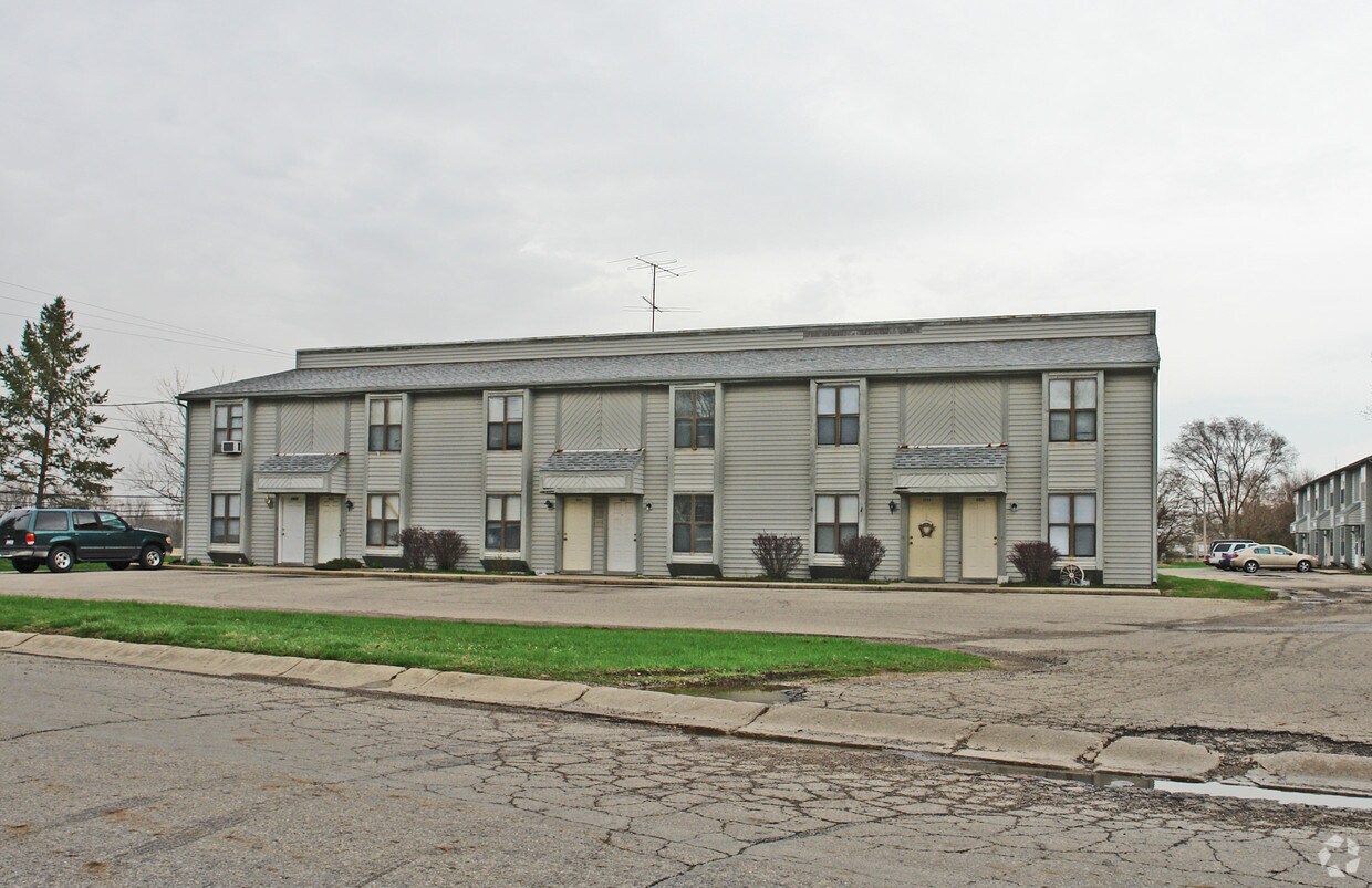 Primary Photo - 6972-6982 Joseph Dr