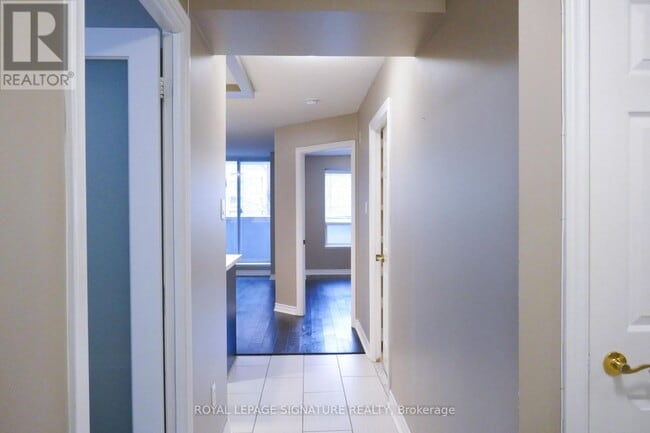 Building Photo - 300 Balliol St