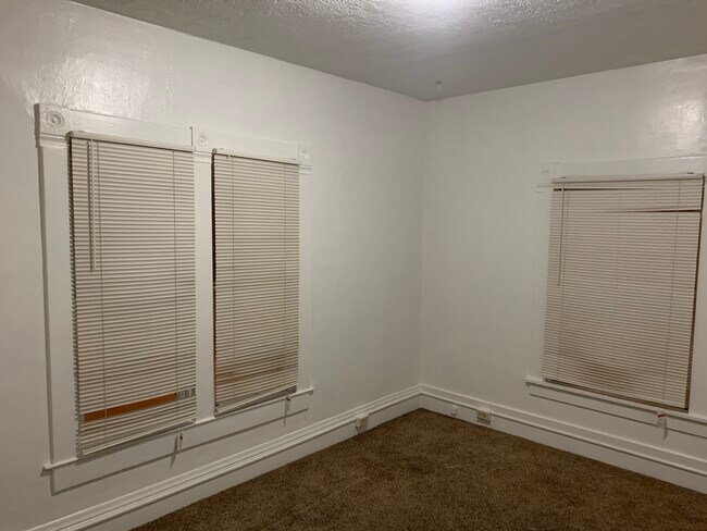 Building Photo - 337 #2 W Bridger St