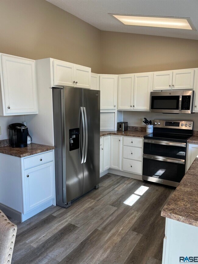 Building Photo - 4305 33rd St