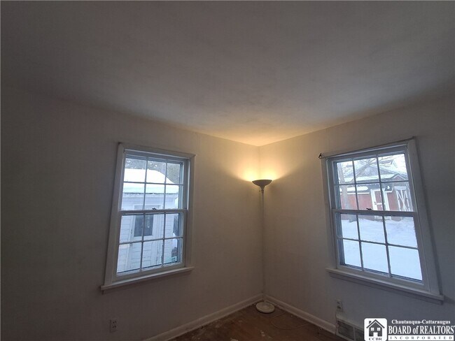 Foto del edificio - 269 Delaware Ave