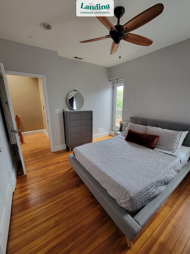 Foto del edificio - 514 F St NE