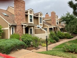 Building Photo - 4394 S Blackhawk Way