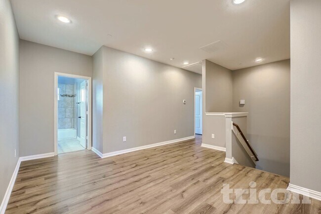 Foto del edificio - 1990 Timber Oaks Dr