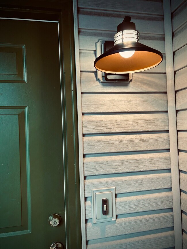 3217 N Range Line Rd Unit D, b City, MO 64870 Apartments in b