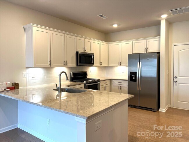 Building Photo - 4020 Harmony Hills Dr