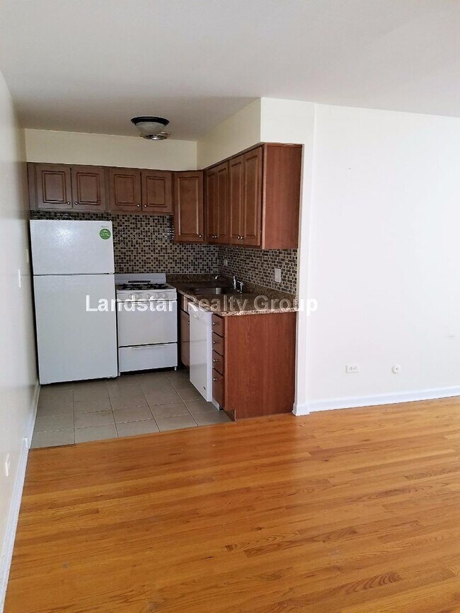 Foto del edificio - 5820 N Sheridan Rd