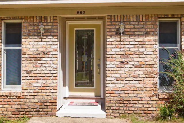 Foto del edificio - 662 Ridgewood Dr