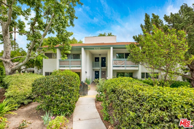 Building Photo - 4720 Park Granada
