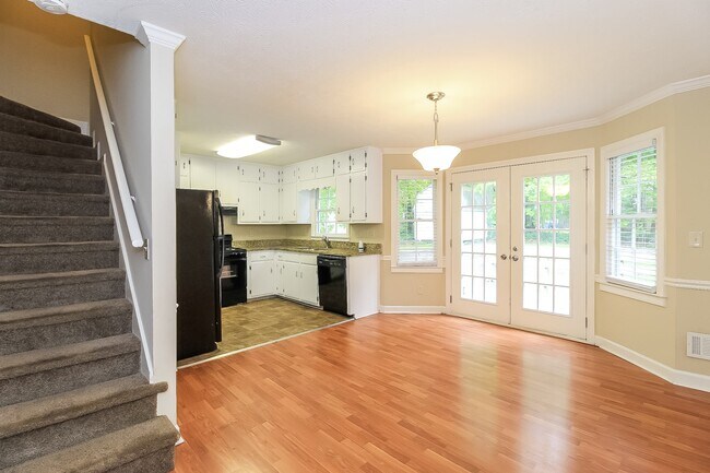 Foto del edificio - 971 Thousand Oaks Dr