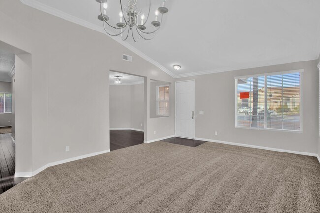 Building Photo - 409 Sutro Ct
