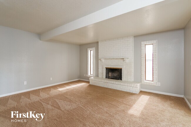 Foto del edificio - 10634 N 45th Dr