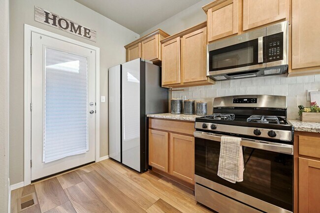 Foto del edificio - 3 Bed 2 bath house off of N Carefree!