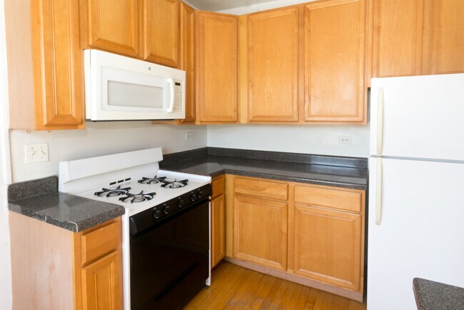 Foto del edificio - 2559 W Montrose Ave