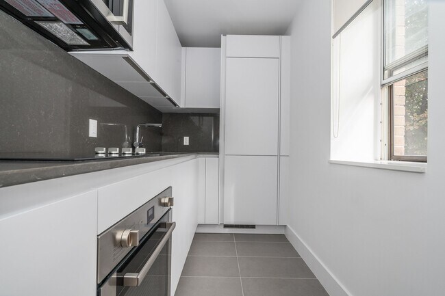 Photo du bâtiment - 1001 O'connor Dr