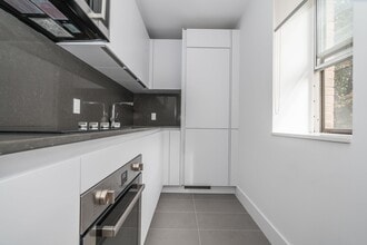 Building Photo - 1001 O'Connor Dr