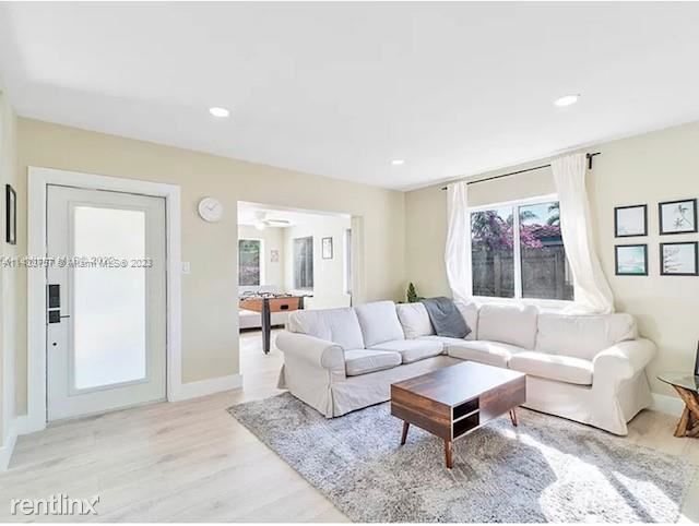 Foto del edificio - 3 br, 2 bath House - 1345 NE 14th Ave