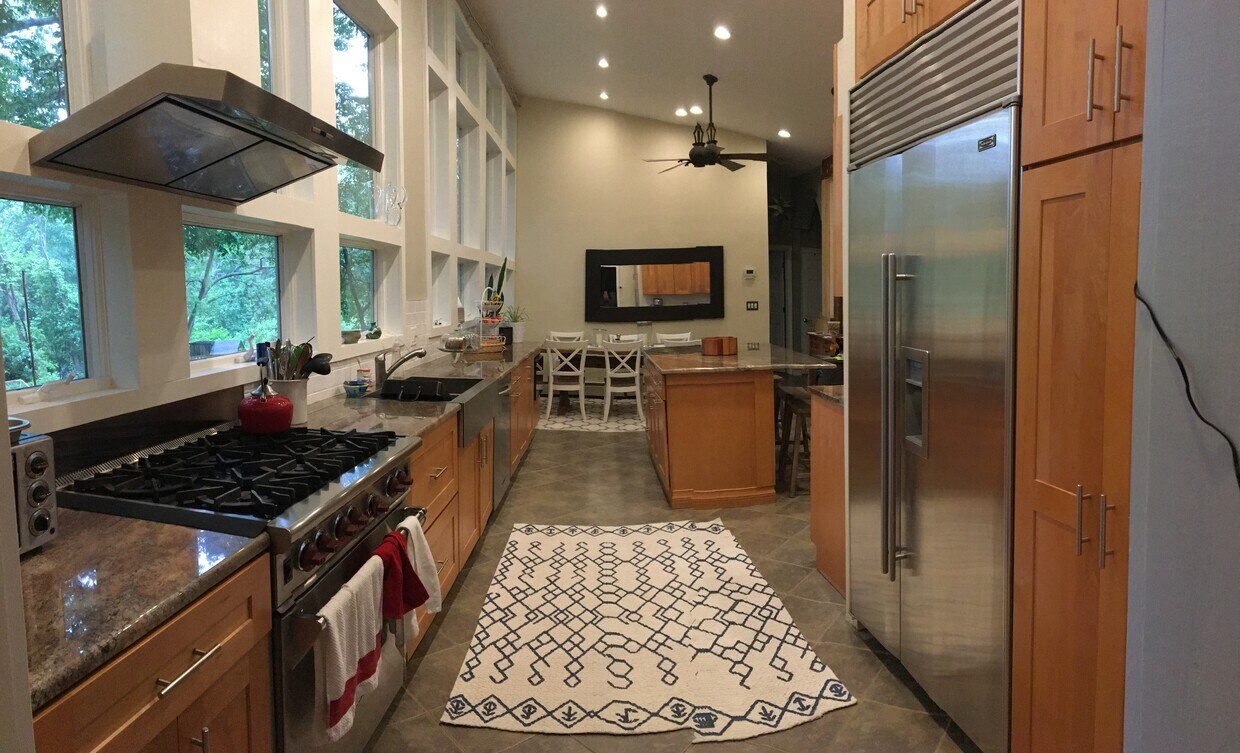 51 Linda Ln W, Riverhead, NY 11901 House Rental in Riverhead, NY