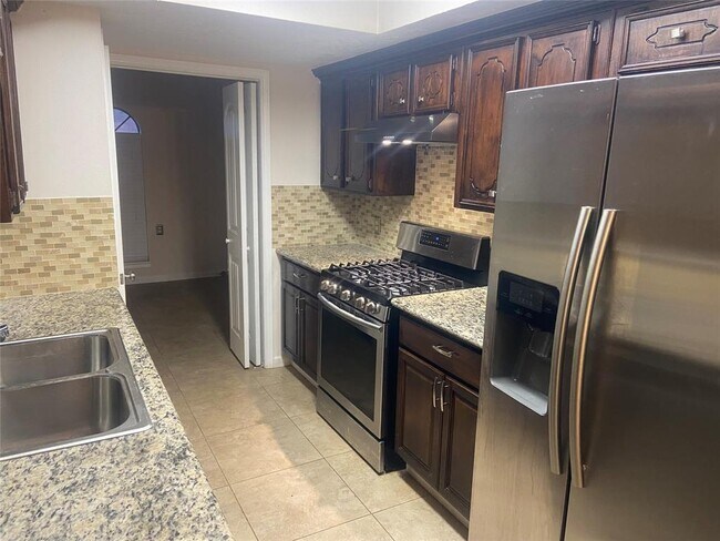 Building Photo - 10919 Gulfdale Dr
