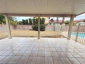 Building Photo - 5421 W Ganado Dr