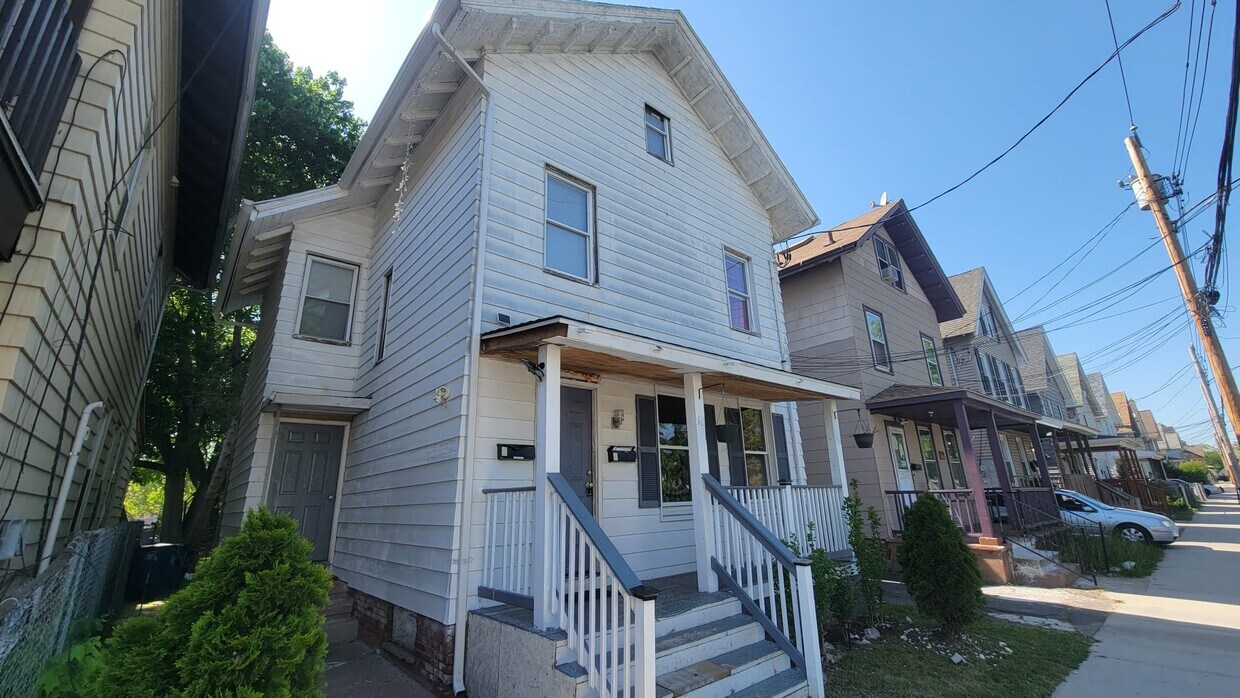 32 Bright St Unit 1, New Haven, CT 06513 Apartments in New Haven, CT