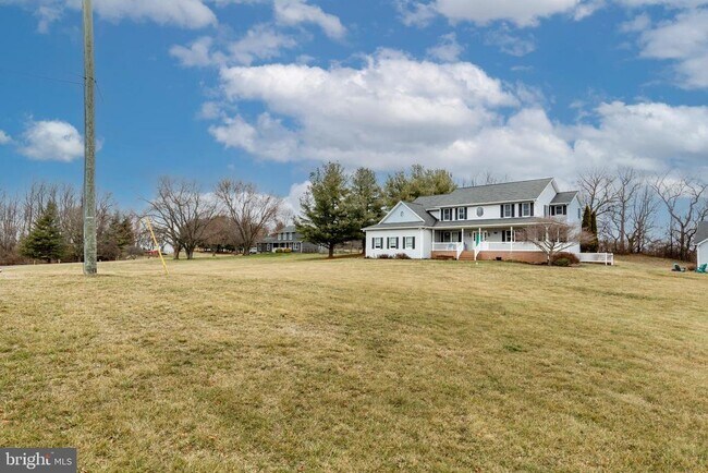 Building Photo - 1485 Indian Valley Trail