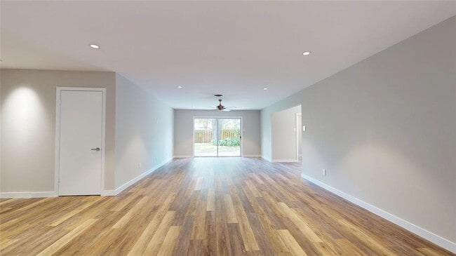 Foto del edificio - 5243 Indigo St