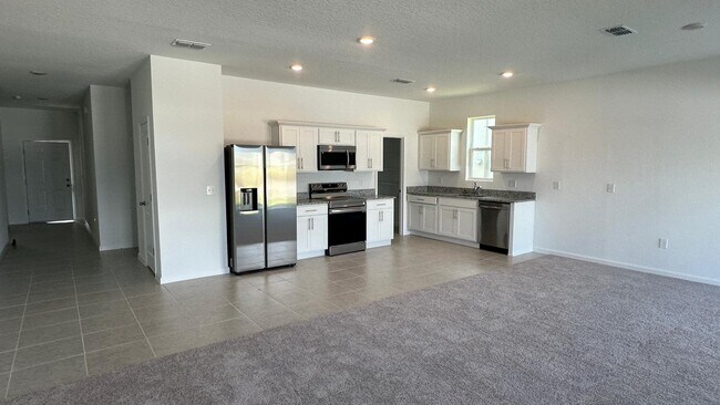 Building Photo - 2208 Crossbow St