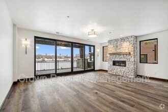 Building Photo - 317 Akers Ln