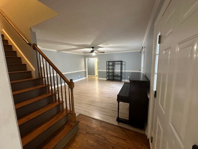 Living Room - 874 Corbett St