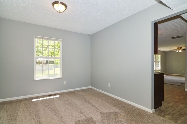 Building Photo - 11549 Boone Dr