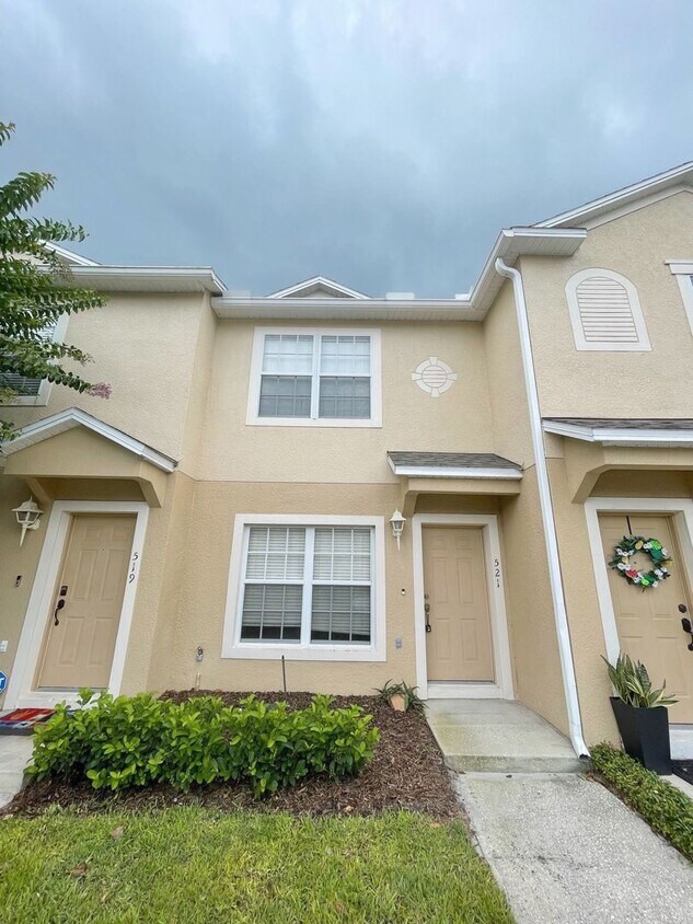 Foto principal - 521 Wilton Cir