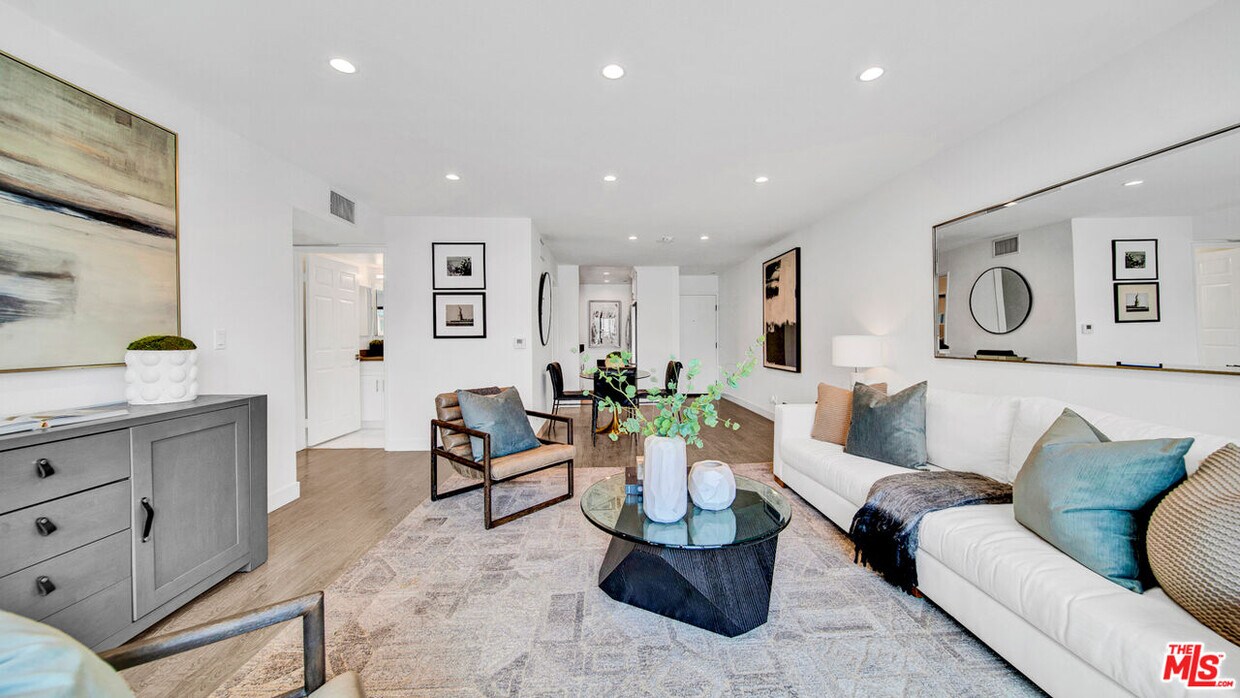 Foto principal - 725 N Alfred St