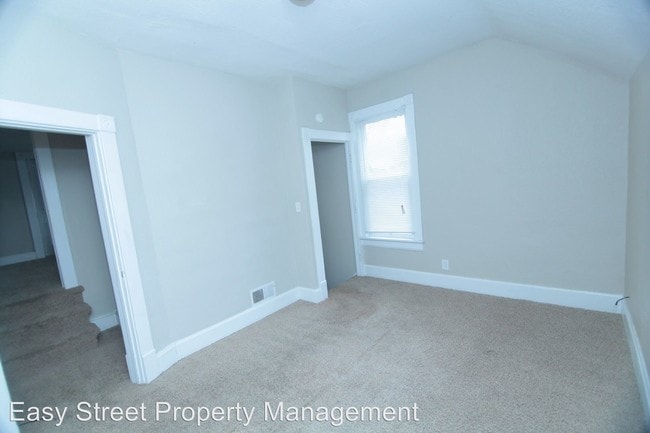 Building Photo - 4 br, 2 bath House - 1728 20 1/2 Ave