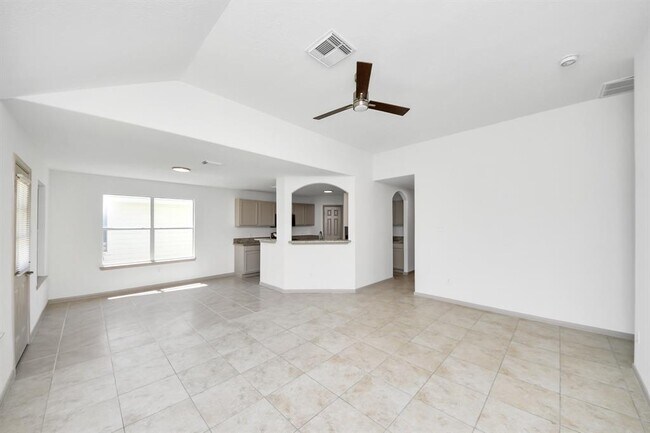 Building Photo - 6706 Hayman Dr
